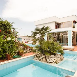 Eden Bed & Breakfast
